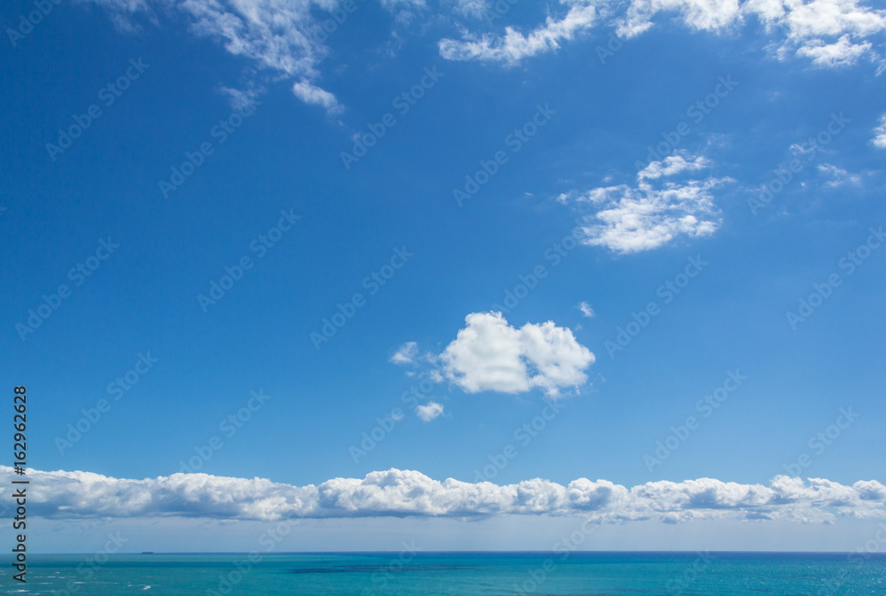 Fototapeta premium Ligurian Sea, a view from the azure path (the path of Love), passing through the Cinque Terre park between Vernazza and Corniglia