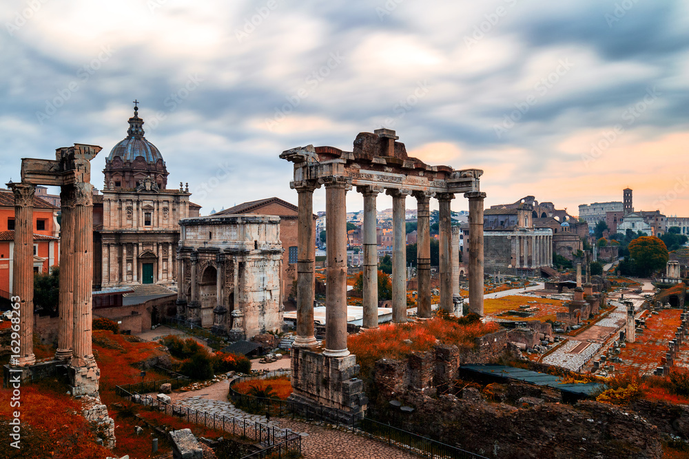 Fototapeta premium Roman Forum. Image of Roman Forum in Rome, Italy during sunrise.