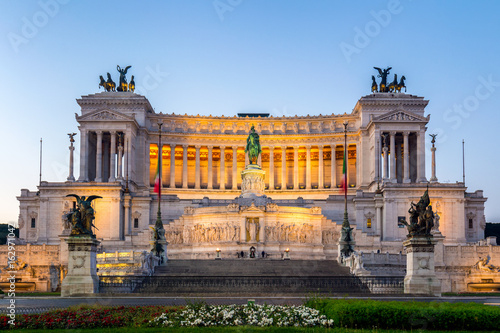 Photography Beautiful Altar Of The Fatherland (Altare della Patria, known as the national Monument to Victor Emmanuel II or II Vittoriano ) at sunset