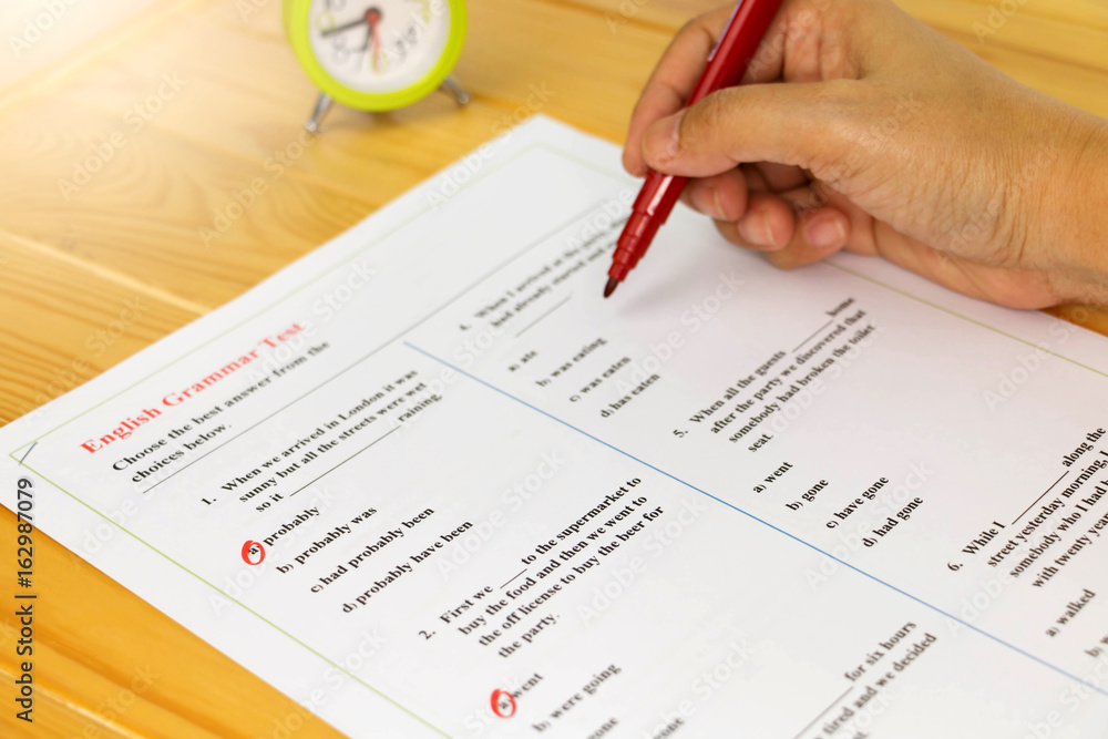 Obraz premium English grammar sheet