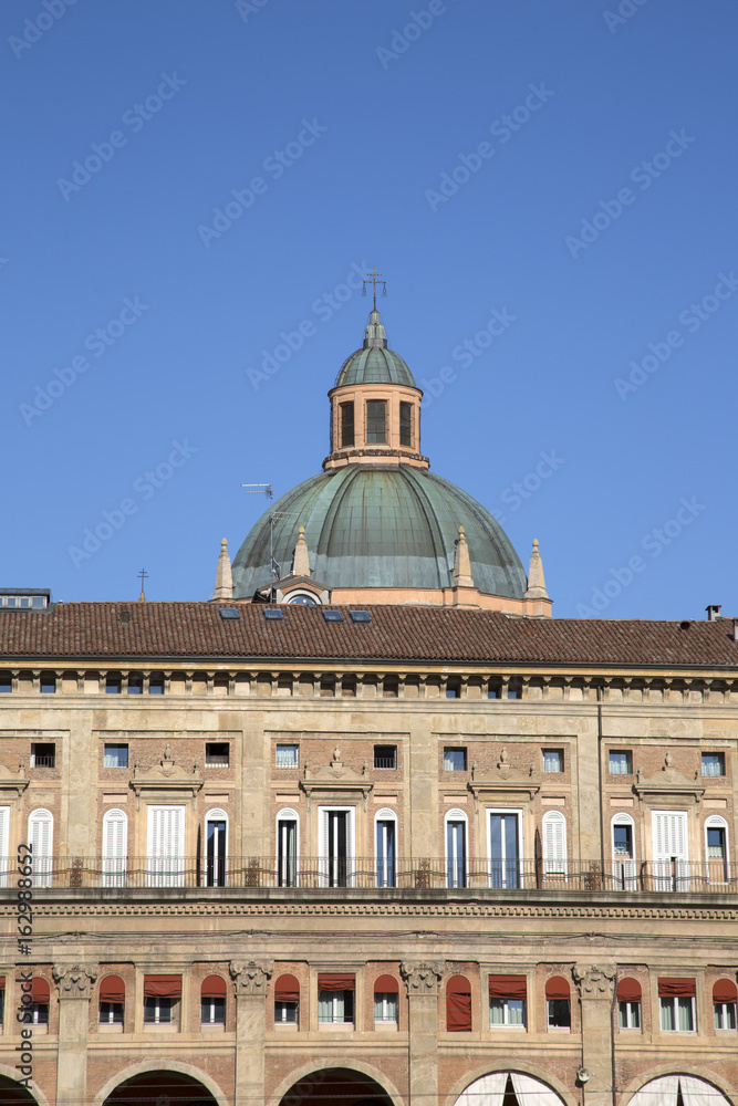 Piazza Maggiore - Main Square with Santa Maria Church Dome
