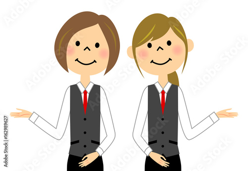 制服姿の女性　案内