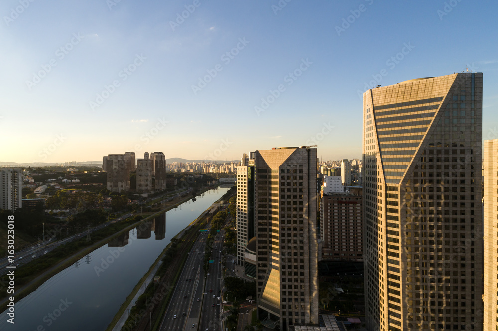 Fototapeta premium Marginal Pinheiros Avenue in Sao Paulo, Brazil