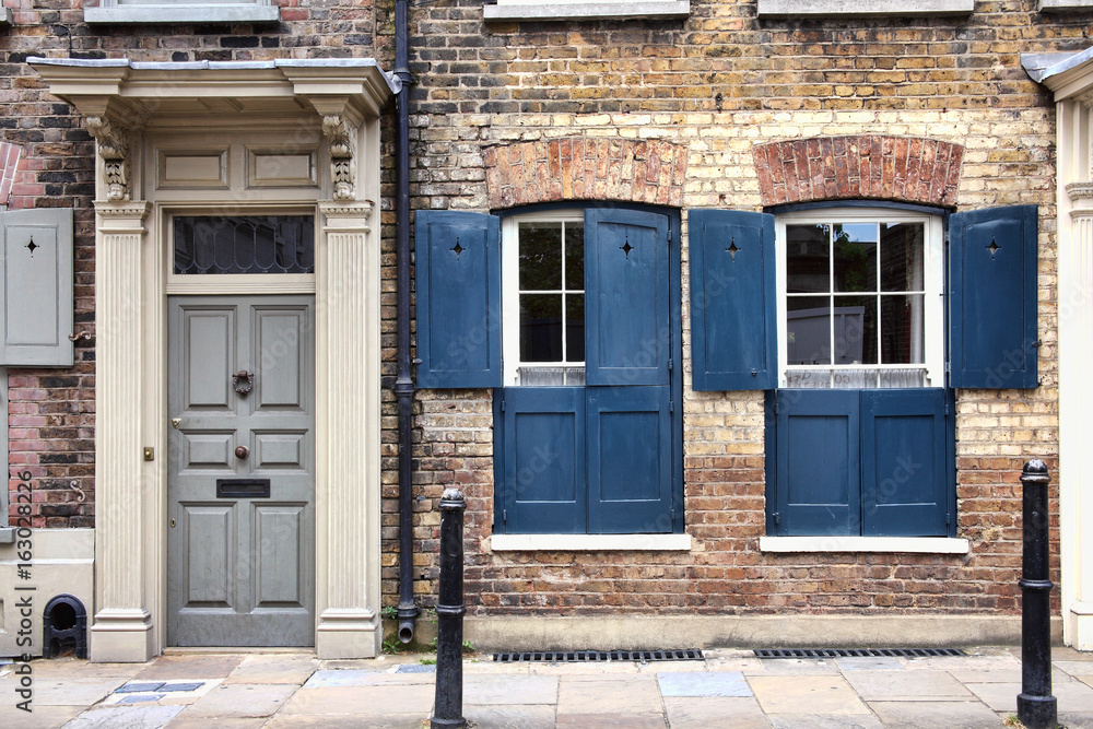 Huguenot Georgian terraced town houses in Spitafields London Huguenot Georgian terraced town houses in Spitafields London
