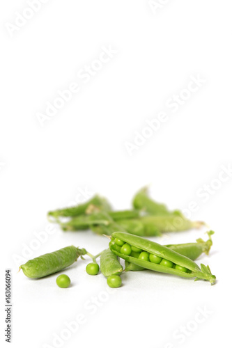 Frische Erbsen in der Schote