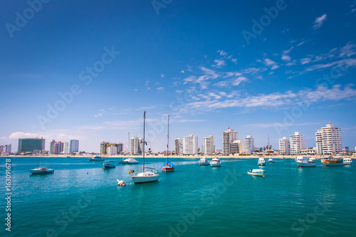 Yacht on a background of wh...