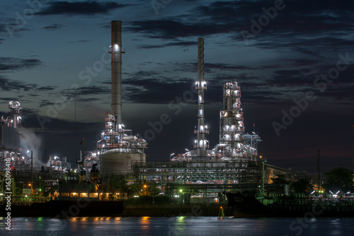oil refinery industry plant