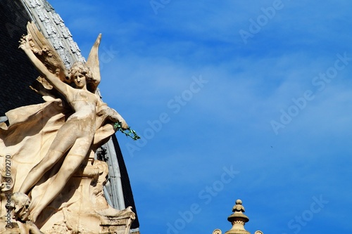 Detail der Pariser Oper - Statue