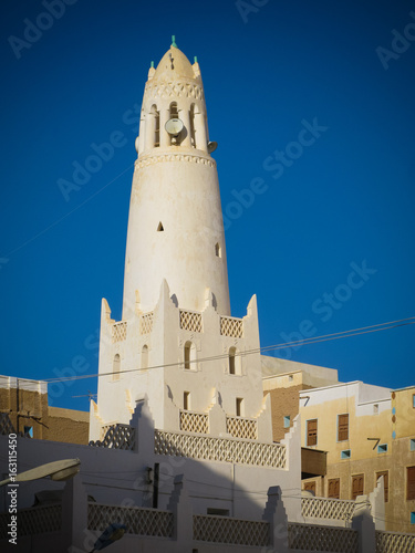 Exterior view of Maruf Ba Jamal Mosque at Shibam, Hadhramaut, Yemen photo