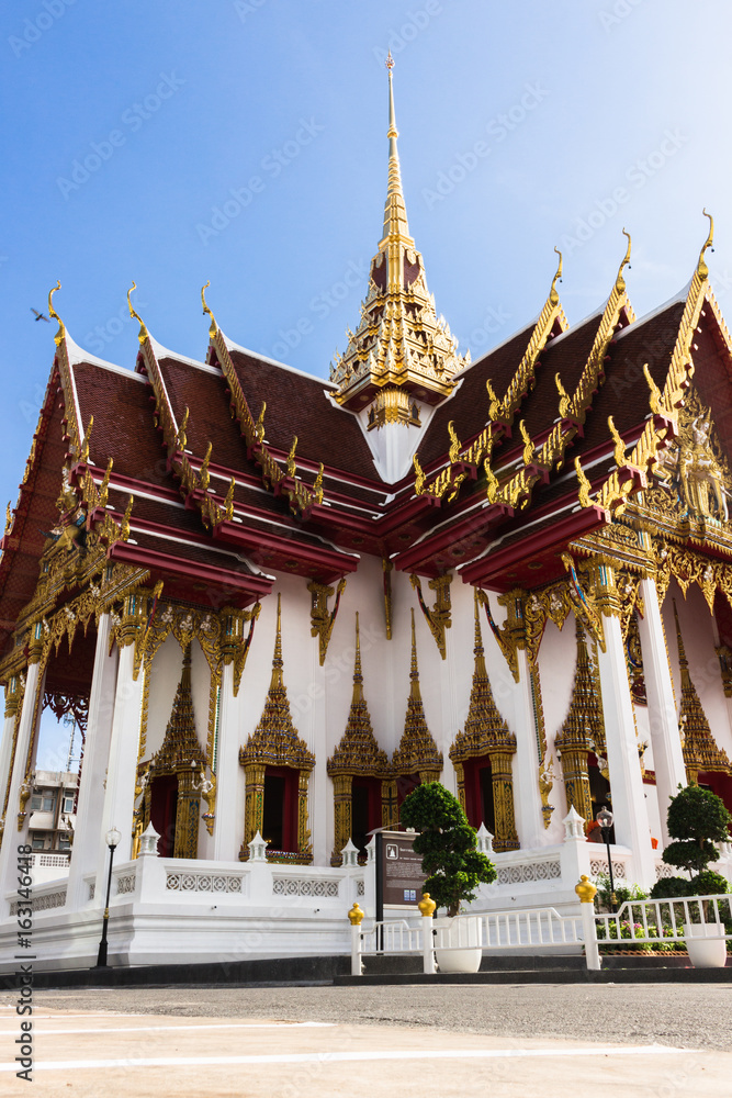 Fototapeta premium タイ・バンコク・チャオプラヤー川・お寺