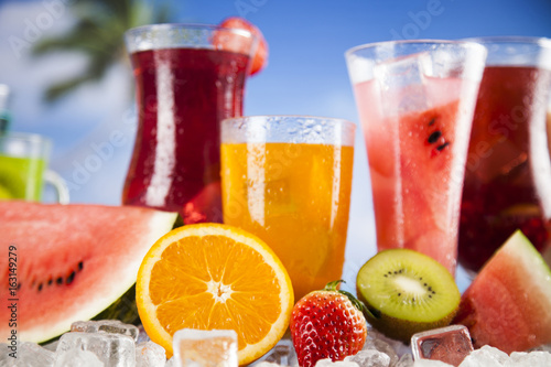 Tropical cocktails set