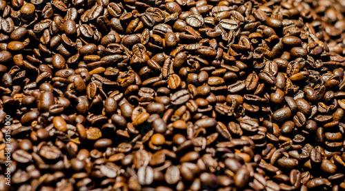 coffee beans piled up texture © TonsOfBackgrounds