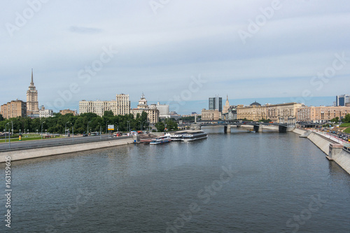 Moscow river view from Bogdana Khmelnitskogo Pedestrian Bridge,