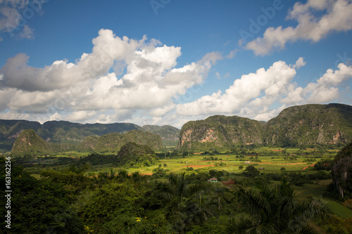 Blick auf die Landschaft von Viñales, Kuba