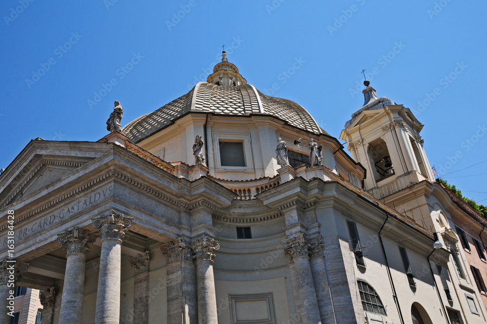 Roma, Piazza del Popolo - chiesa di Santa Maria in Montesanto