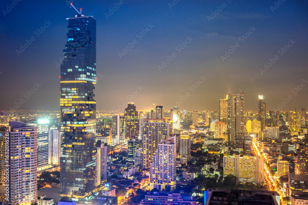 Obraz premium cityscape of Bangkok city at night , landscape Thailand