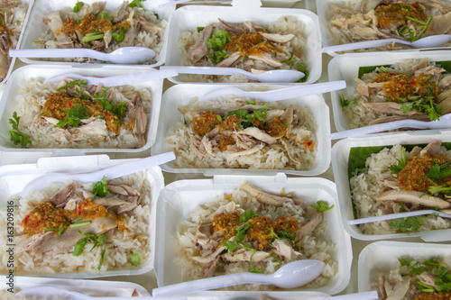 Steamed chicken with rice