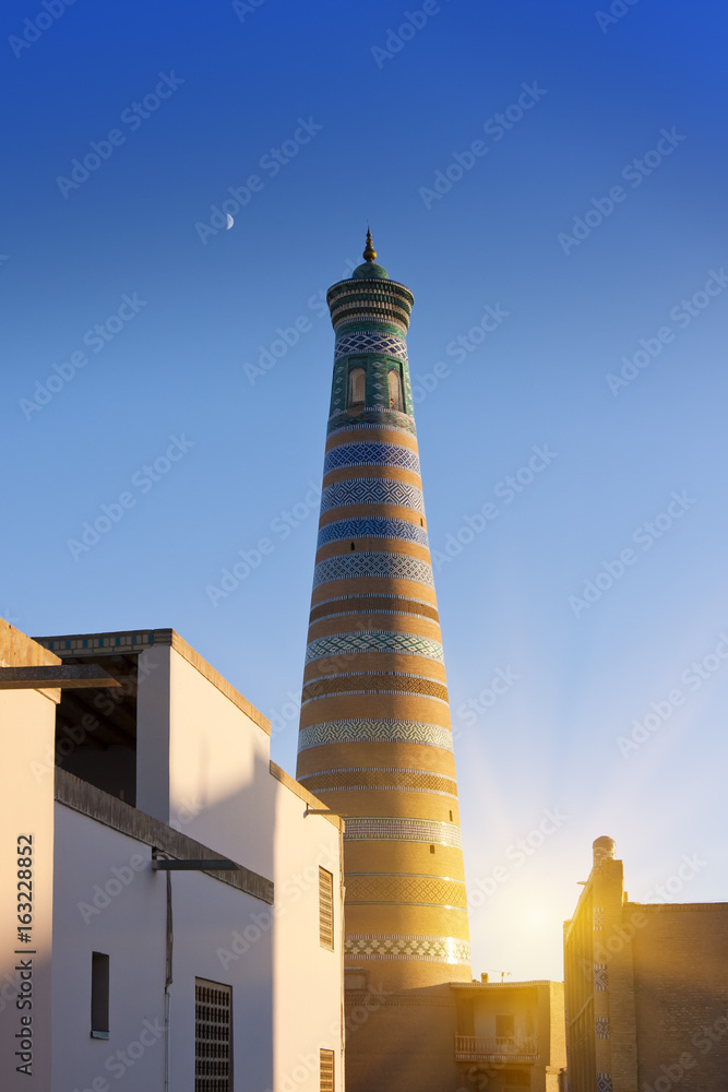 Obraz premium Uzbekistan. Khiva. Streets of the old city in night