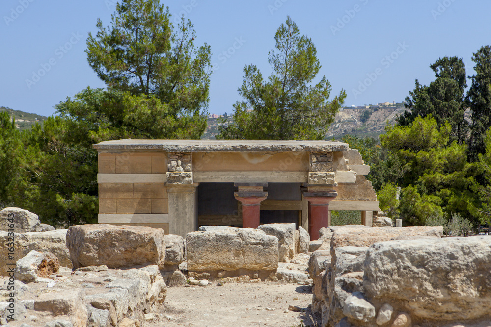 Knossos palace