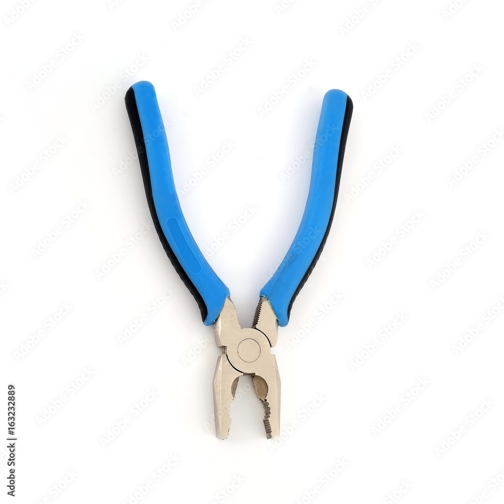 Hand tools for repair and installation: pliers/screwdriver Hand tools for repair and installation: pliers/screwdriver