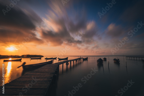 Fototapeta Naklejka Na Ścianę i Meble -  Beautiful sunrise at pontoon