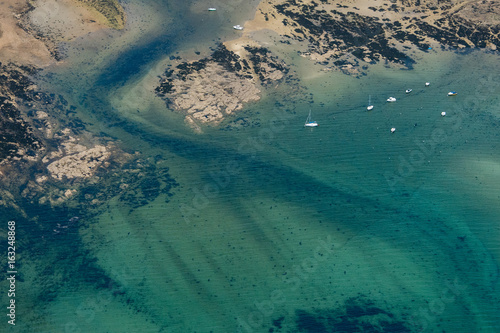 Vue aérienne du Golfe du Morbihan en France