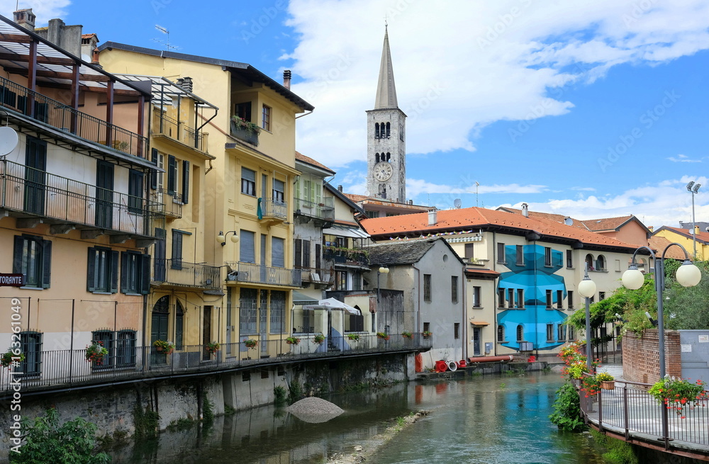 Omegna am Lago d' Orta