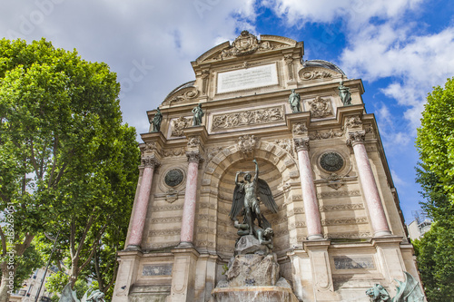 Fontaine Saint Michel in Paris