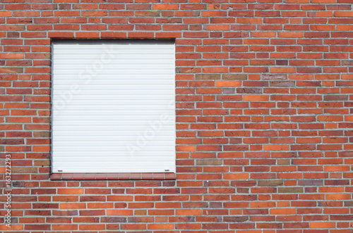 Wallpaper Mural House with down left shutters Torontodigital.ca