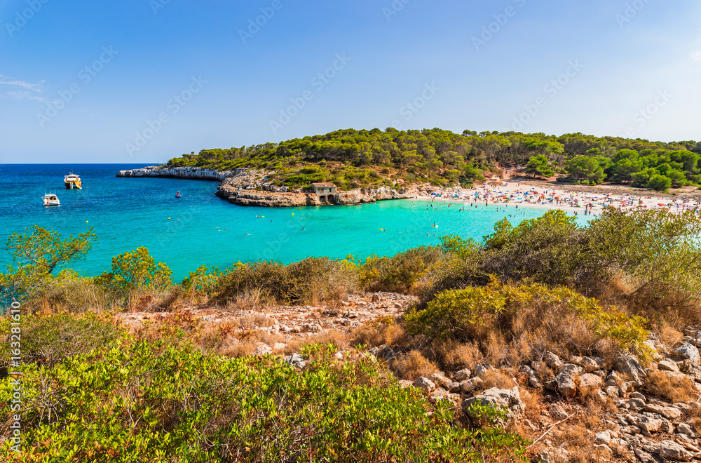 Spanien Mallorca Urlaub Sommer Strand S'Amarador Mittelmeer Insel Balearen