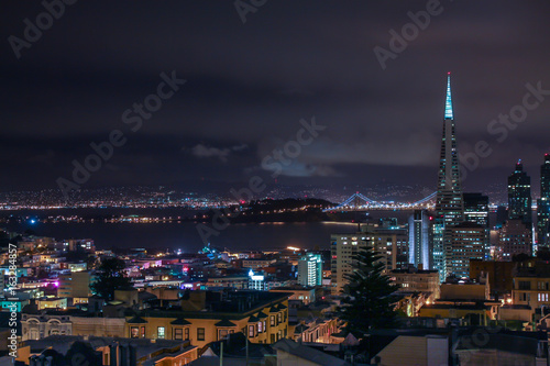 The twilight scene of San Francisco Bay
