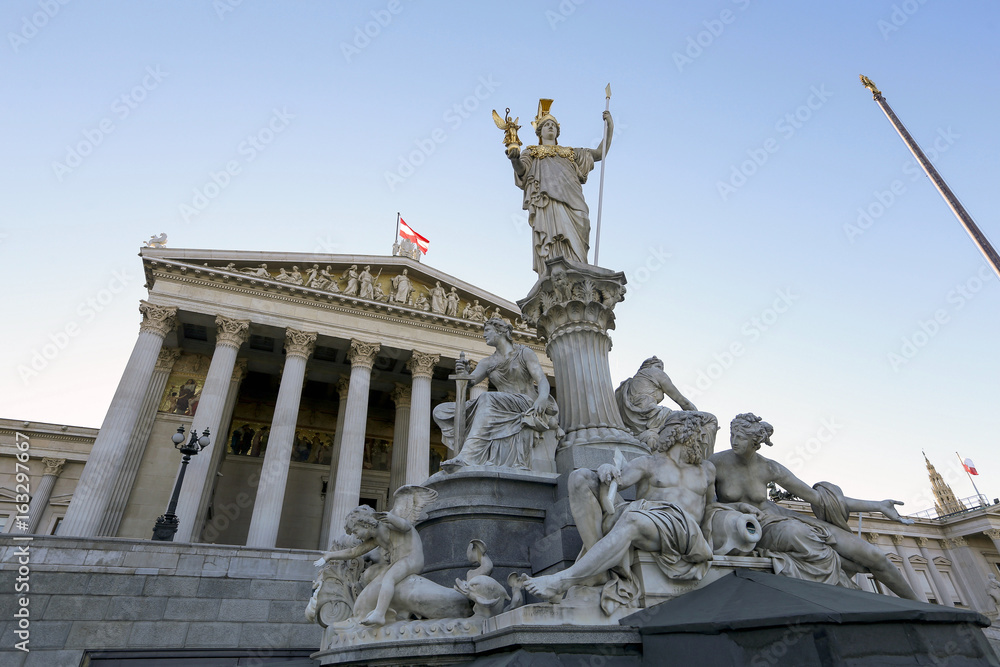 Obraz premium austrian parliament in Vienna