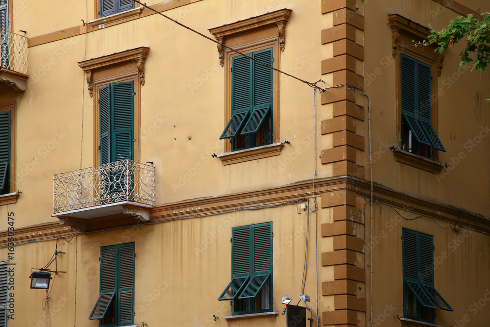 Naklejka premium Typical mediterranean facade in Italy