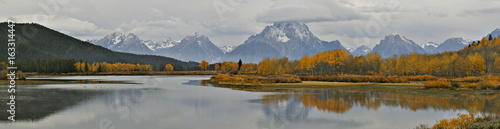 Fall at Oxobow Bend © Enrique