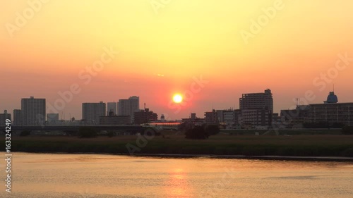 川崎から見る東京の夕日 video2