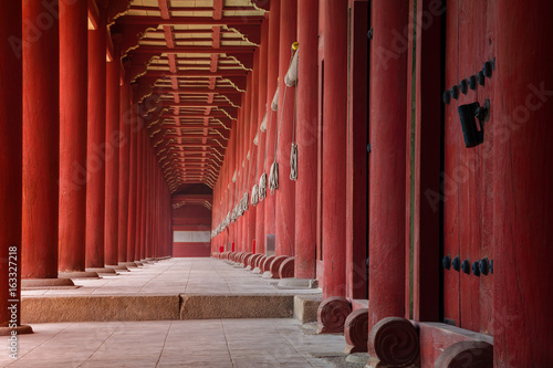 Obraz na płótnie Jongmyo Shrine. Image of Jongmyo Shrine in Seoul, Korea. w salonie
