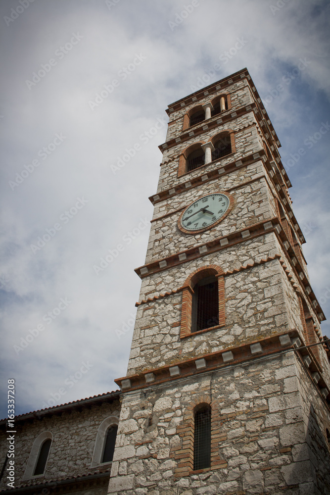 Alter Kirchturm in Italien