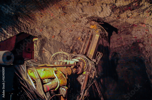 Underground Mining Drill and Roof Bolting Equipment