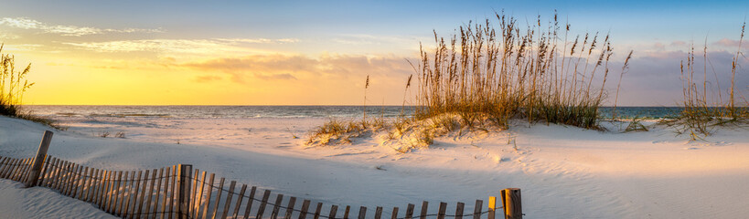 Sierkussen Strand en zee Zonsopgang boven Pensacola Beach  © HJ