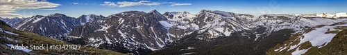 Panoramic view from Trail Ridge Road, Rocky Mountain National Park, Colorado, USA © sschremp