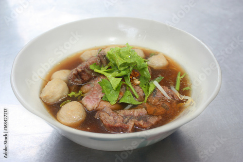 A bowl of stewed beef soup.
