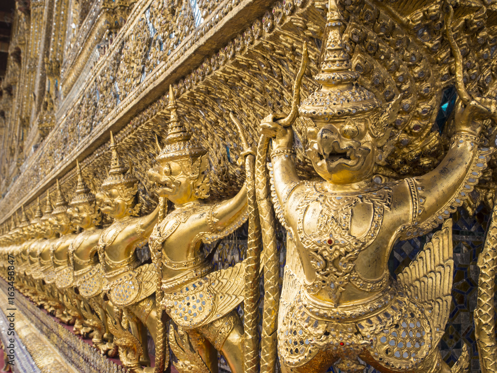 Garudas, Wat Phra Kaew (Temple of the Emerald Buddha), Grand Palace, Bangkok Garudas, Wat Phra Kaew (Temple of the Emerald Buddha), Grand Palace, Bangkok