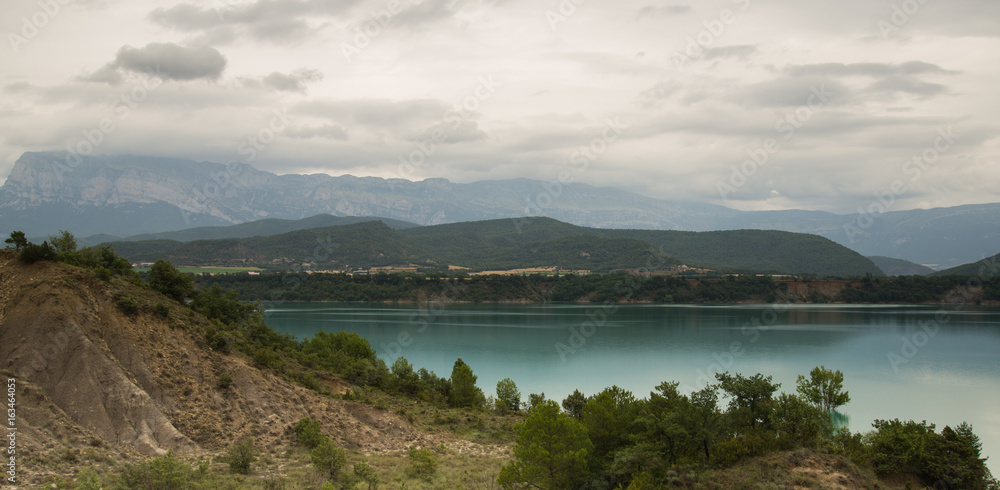 Lac de Mediano Espagne