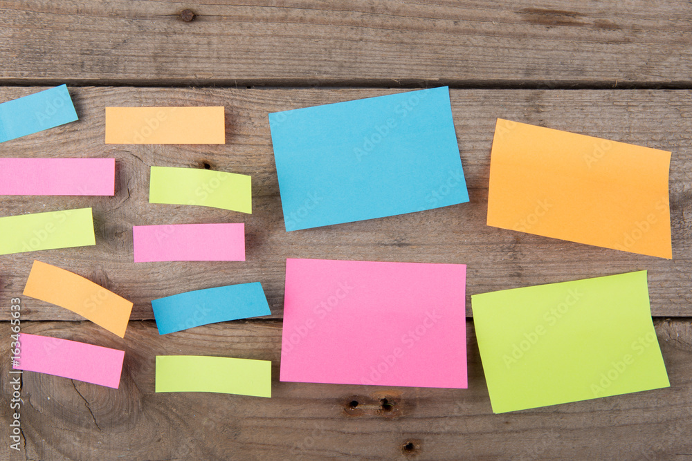 sticky notes on the wooden board