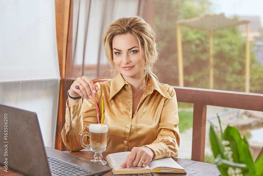 Beautiful woman with laptop Beautiful woman with laptop