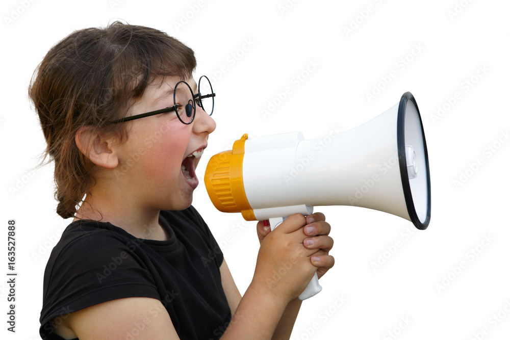 Naklejka premium Little girl shouting by megaphone. Isolated on white background
