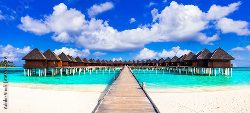 Fototapeta Naklejka Na Ścianę i Meble -  Maldives, luxury tropical holidays in water villas
