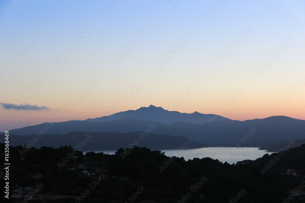 Fototapeta premium Sunset over the hills-4
