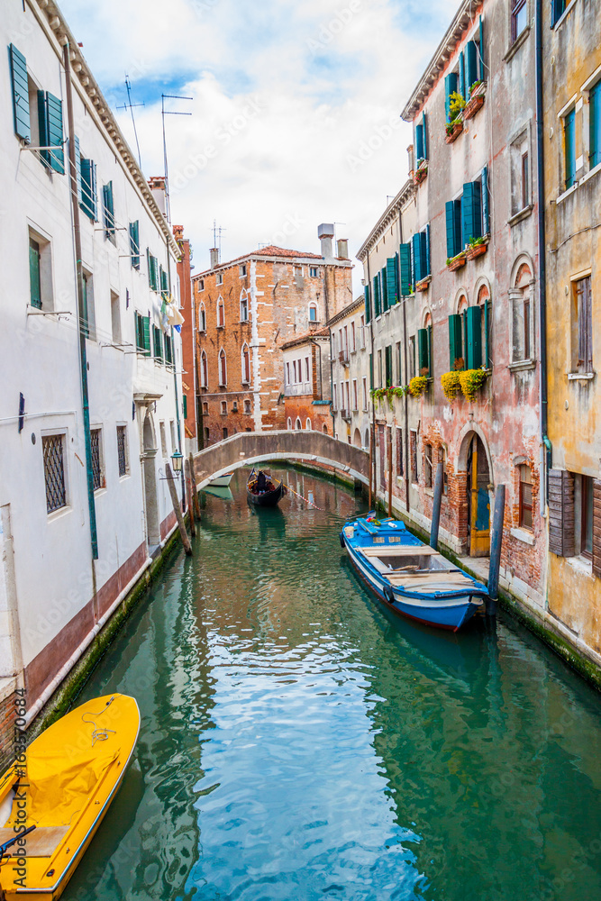View of Venice's Canals (Venezia, Italy) View of Venice's Canals (Venezia, Italy)