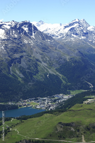 Piz Padella, Blick auf St. Moritz